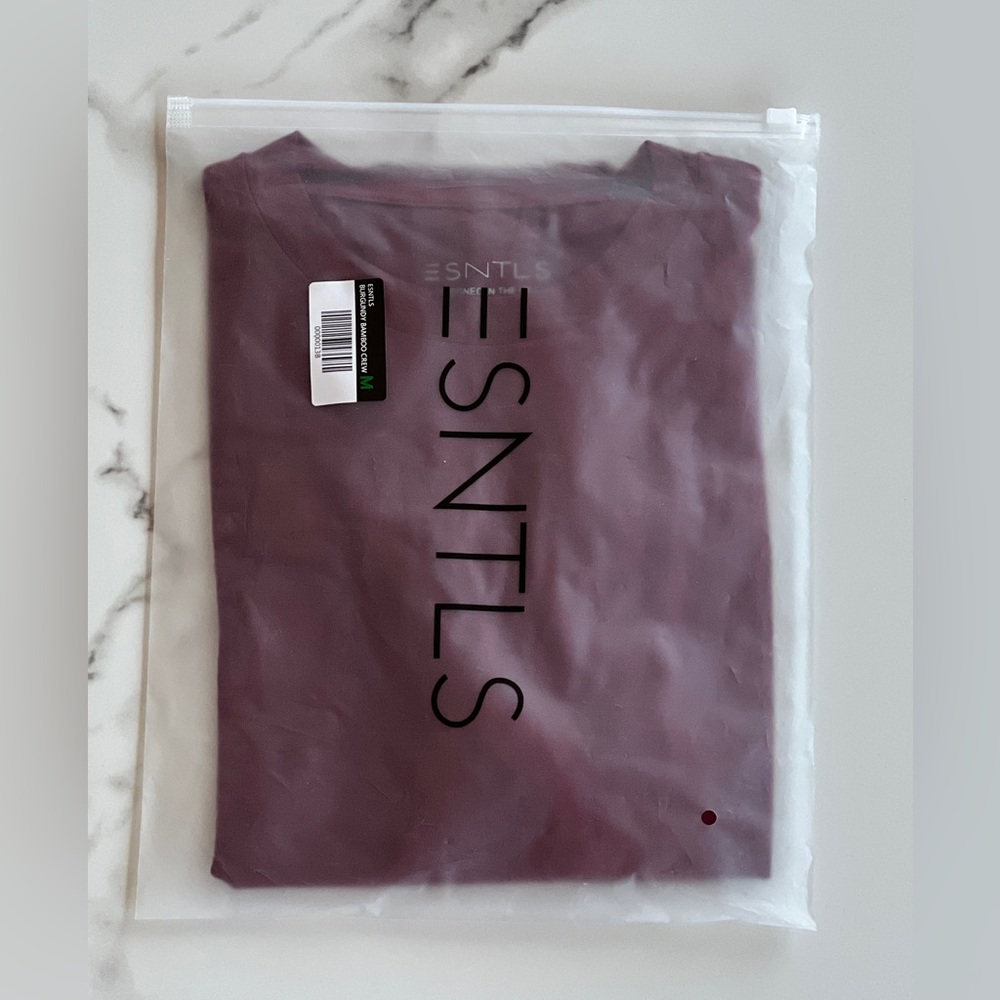 ESNTLS Men's Medium Burdundy Crew Neck T-Shirt
